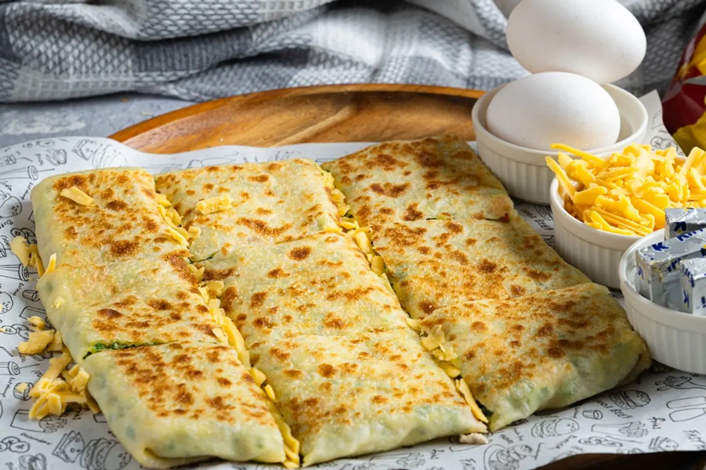 Mutabbak With Cheese