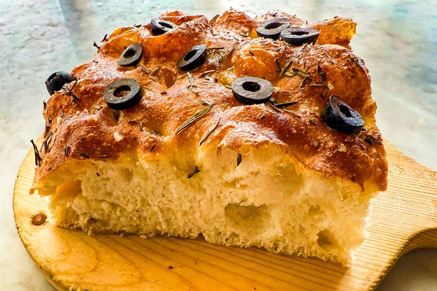 فوكشياا مع الزيتون