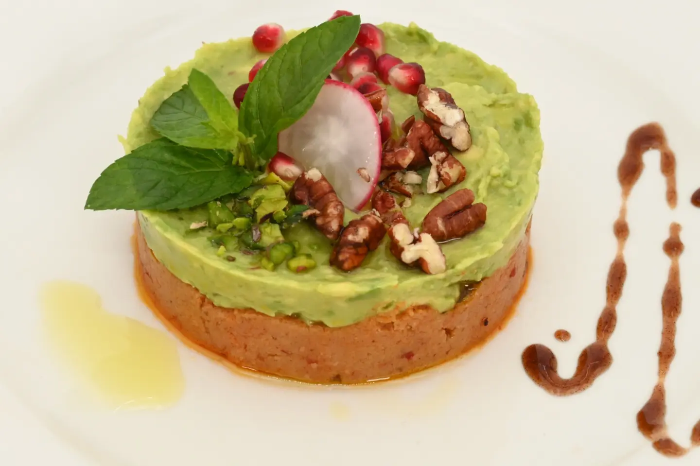 محمر افواكادو