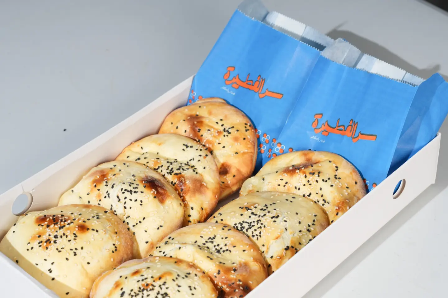 بوكس مدور متنوعة عشر قطع