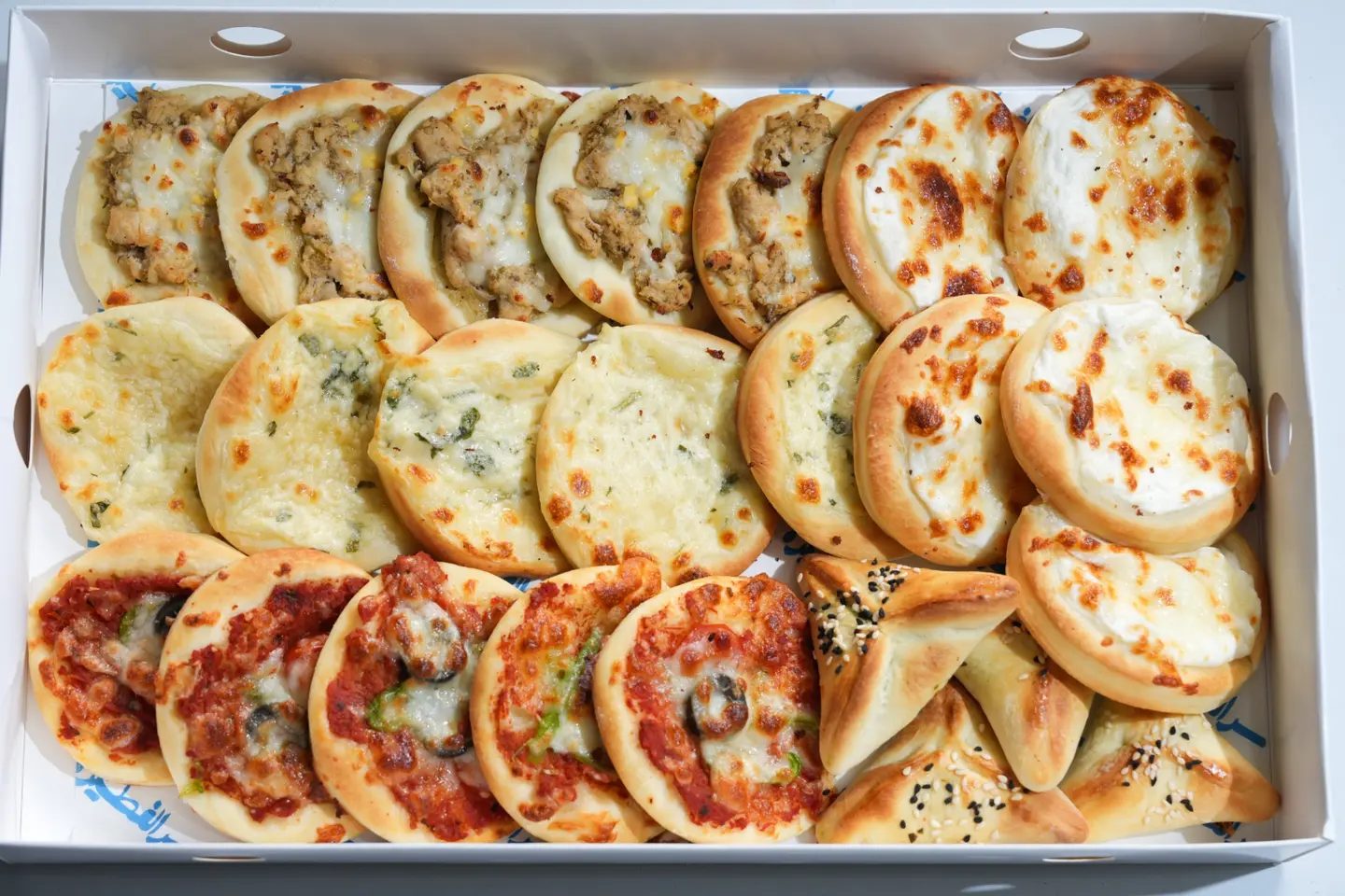 بوكس فطائر الميني ٢٤ قطعة