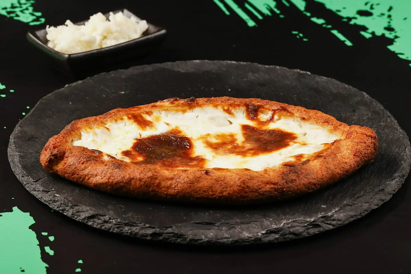 معجنات جبنة كريمية بنكهة العسل- كيتو وخالية من الجلوتين