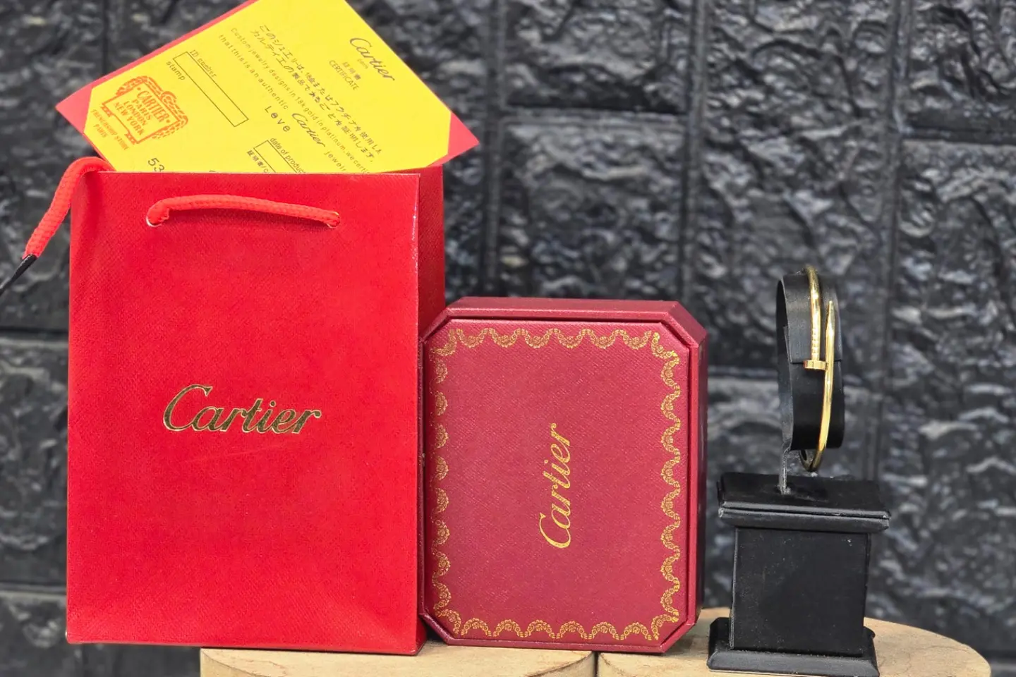 اسواره كرتير رقم الطلب ٣٨