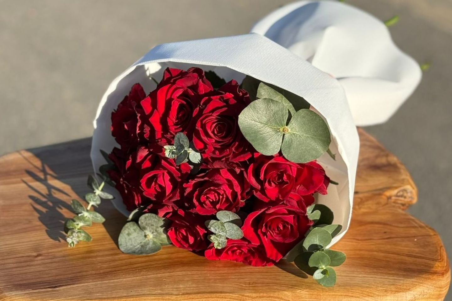 باقة جوري أحمر طبيعي