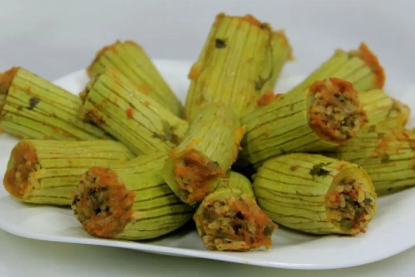 محشى كوسا بالخلطه المصرية