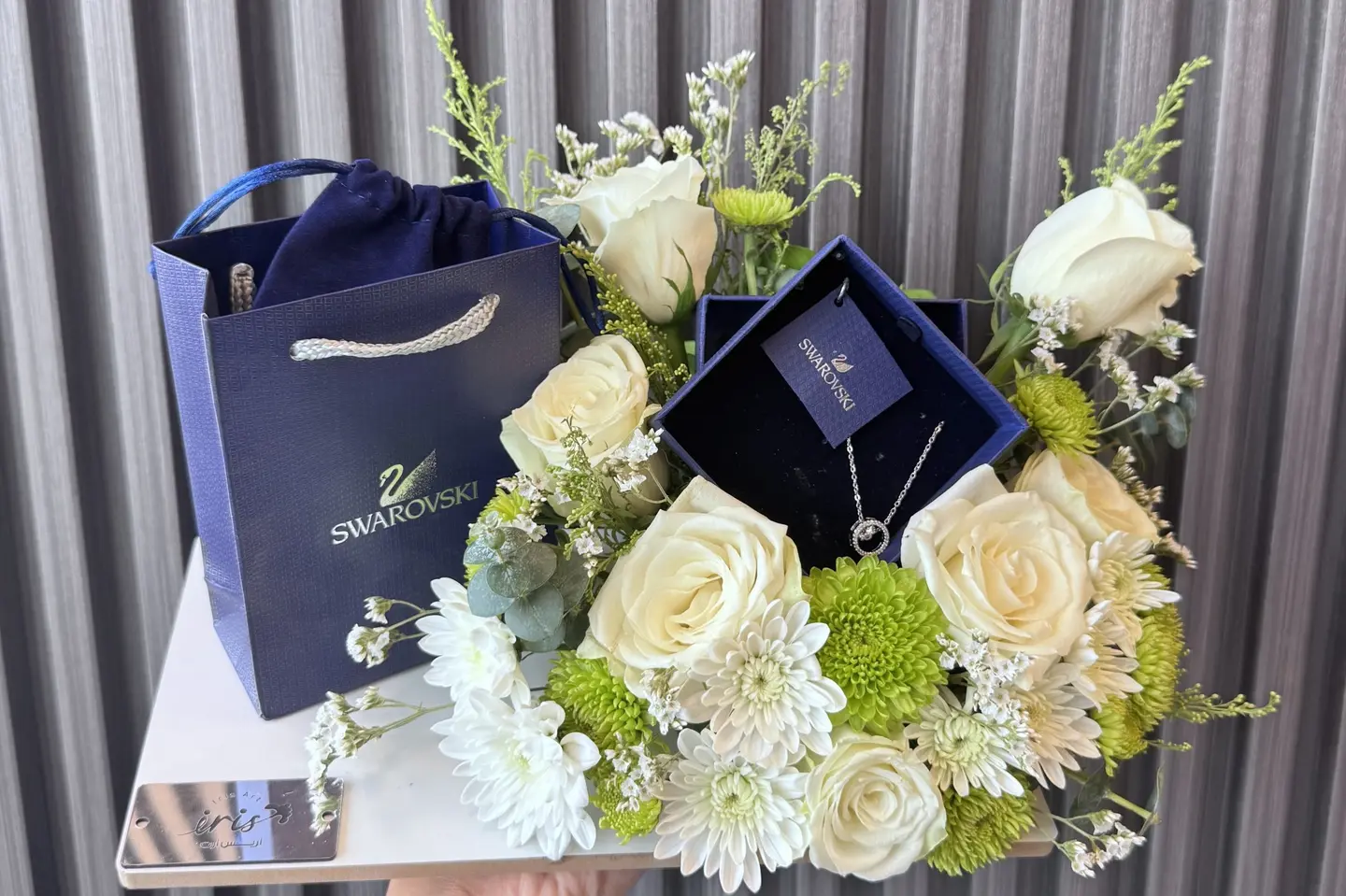 ستاند سوارفسكي