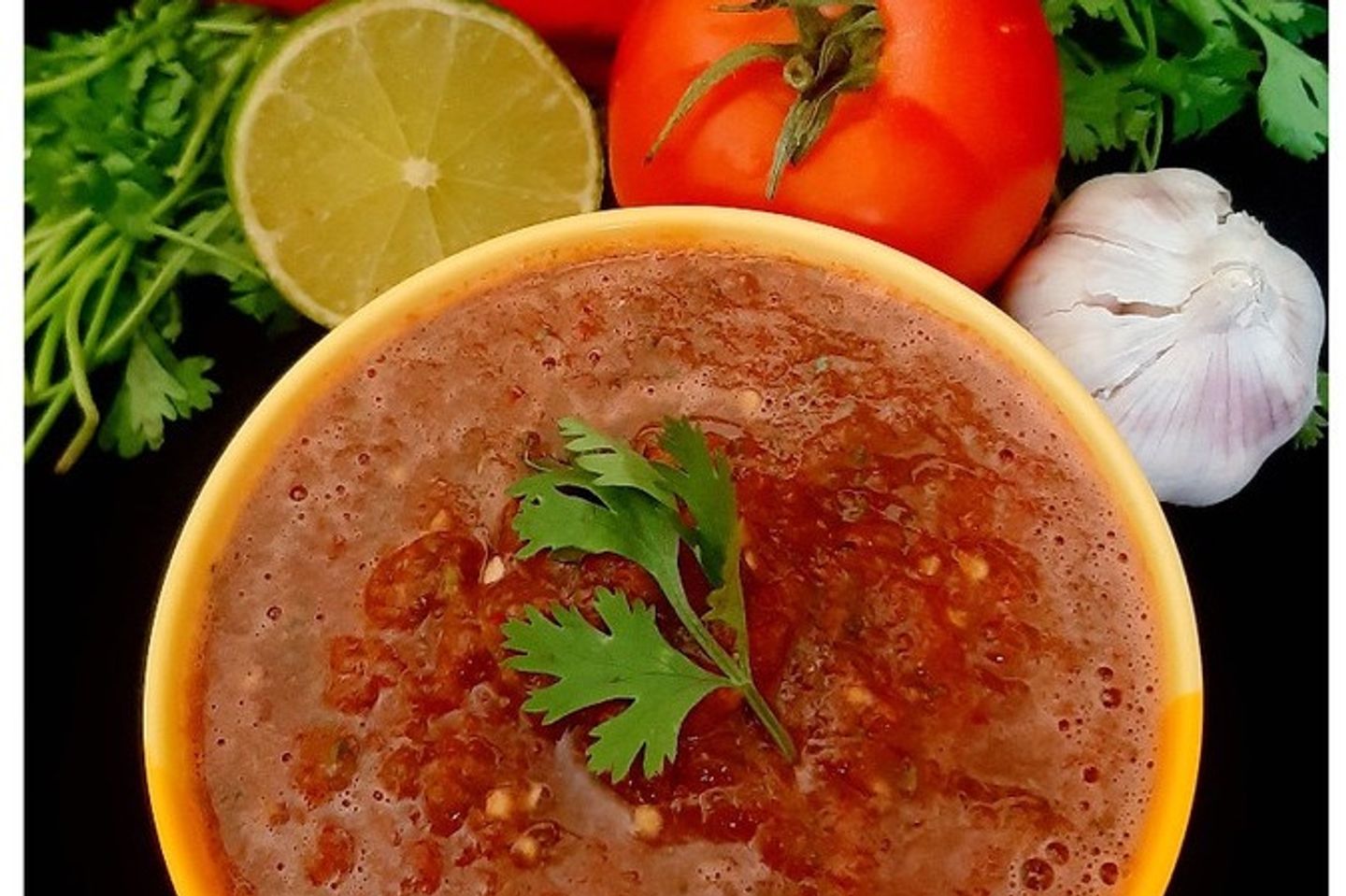 سلطة حارة