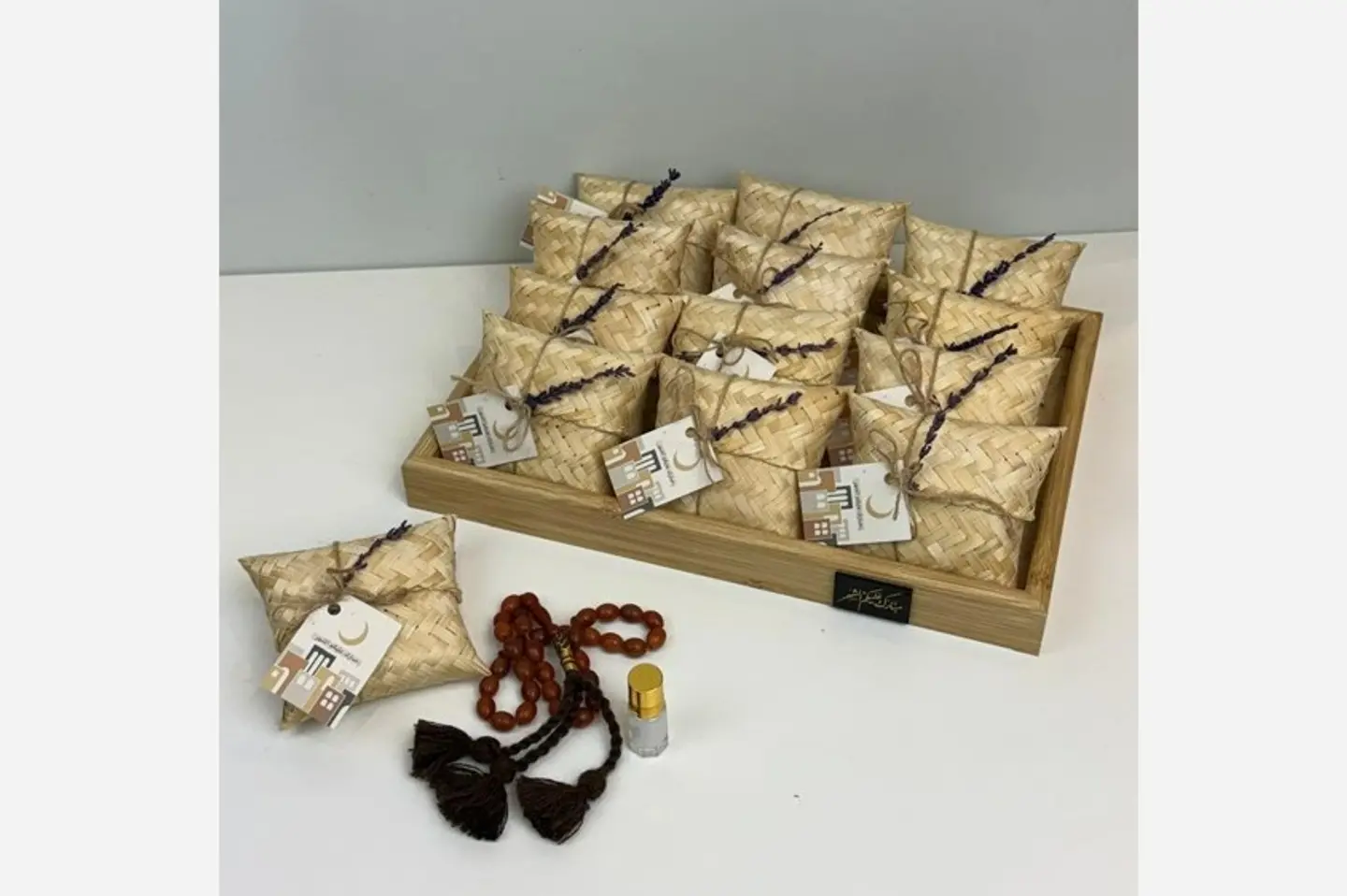 Wicker Distribution Tray 17