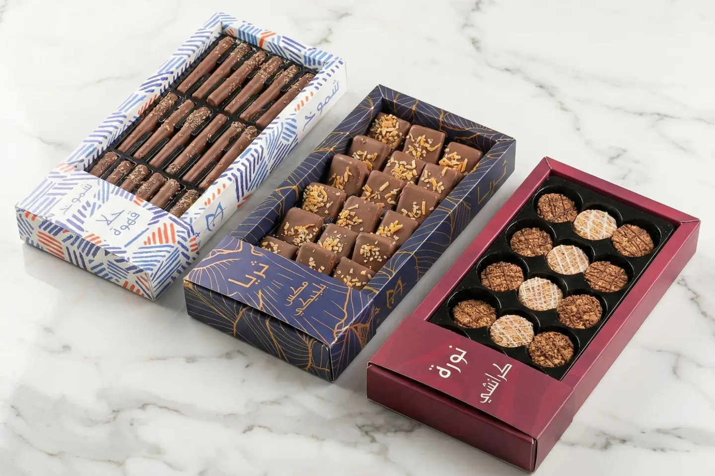 نورة و ثريا و شموخ