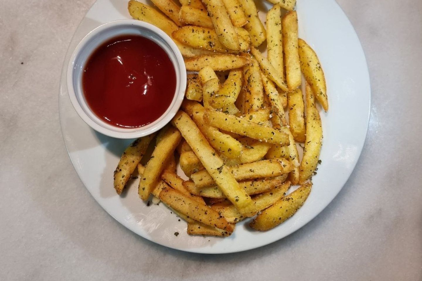 بطاطا بالتوابل الإيطالية و البرميزان