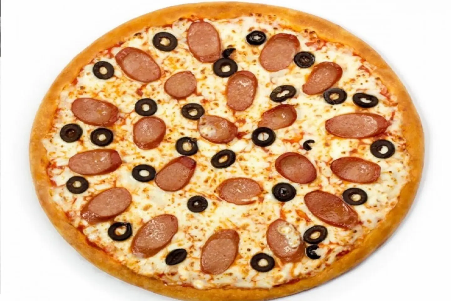 بيتزا نقانق جبن سائل