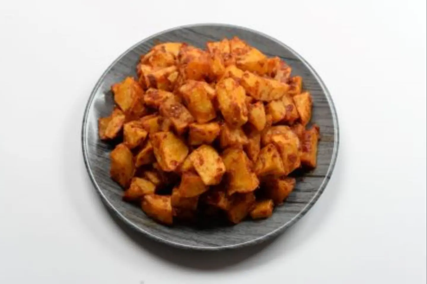 مكعبات بطاطس وسط