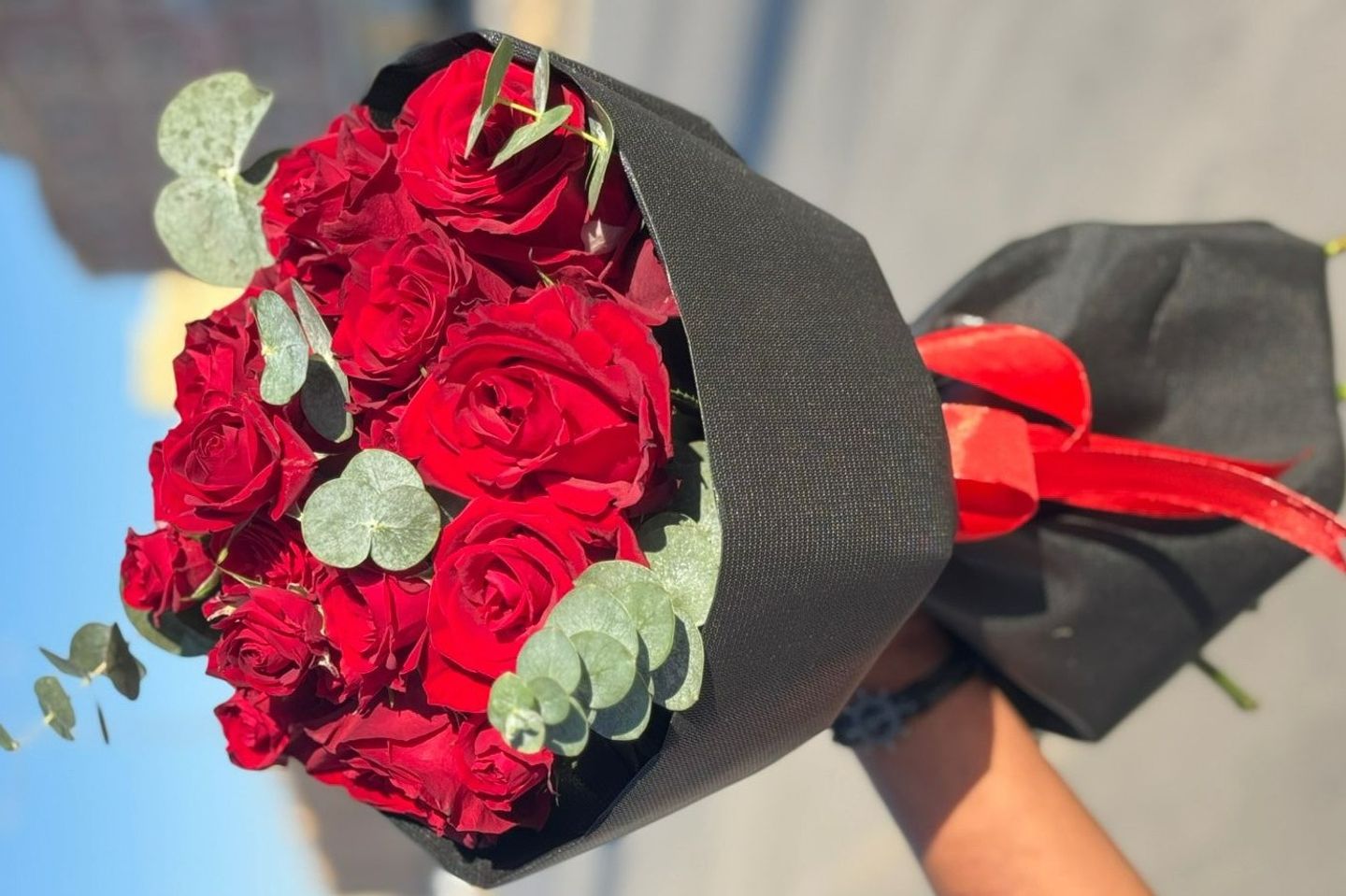 باقة جوري أحمر 'طبيعية