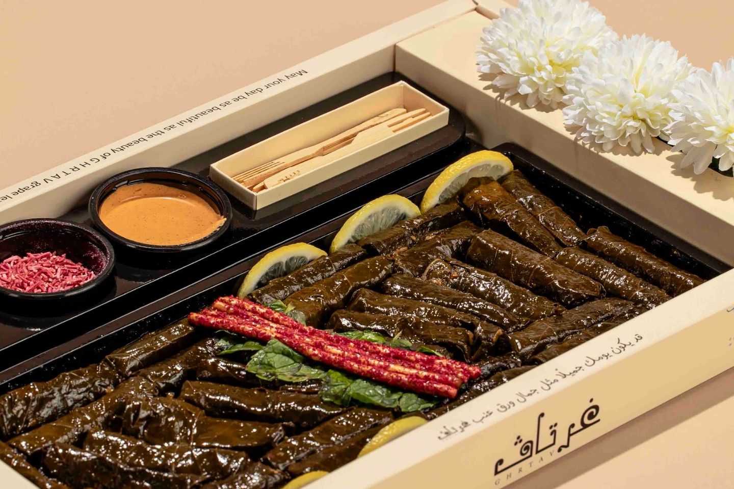 ورق عنب جرتاف - حجم كبير