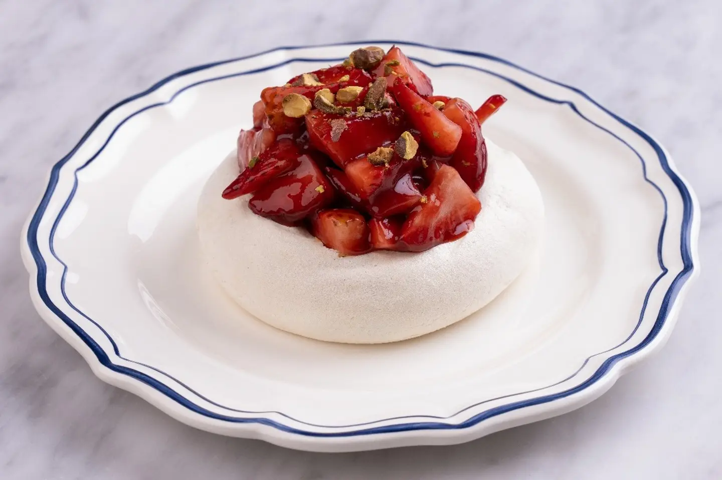Pavlova Pistachio