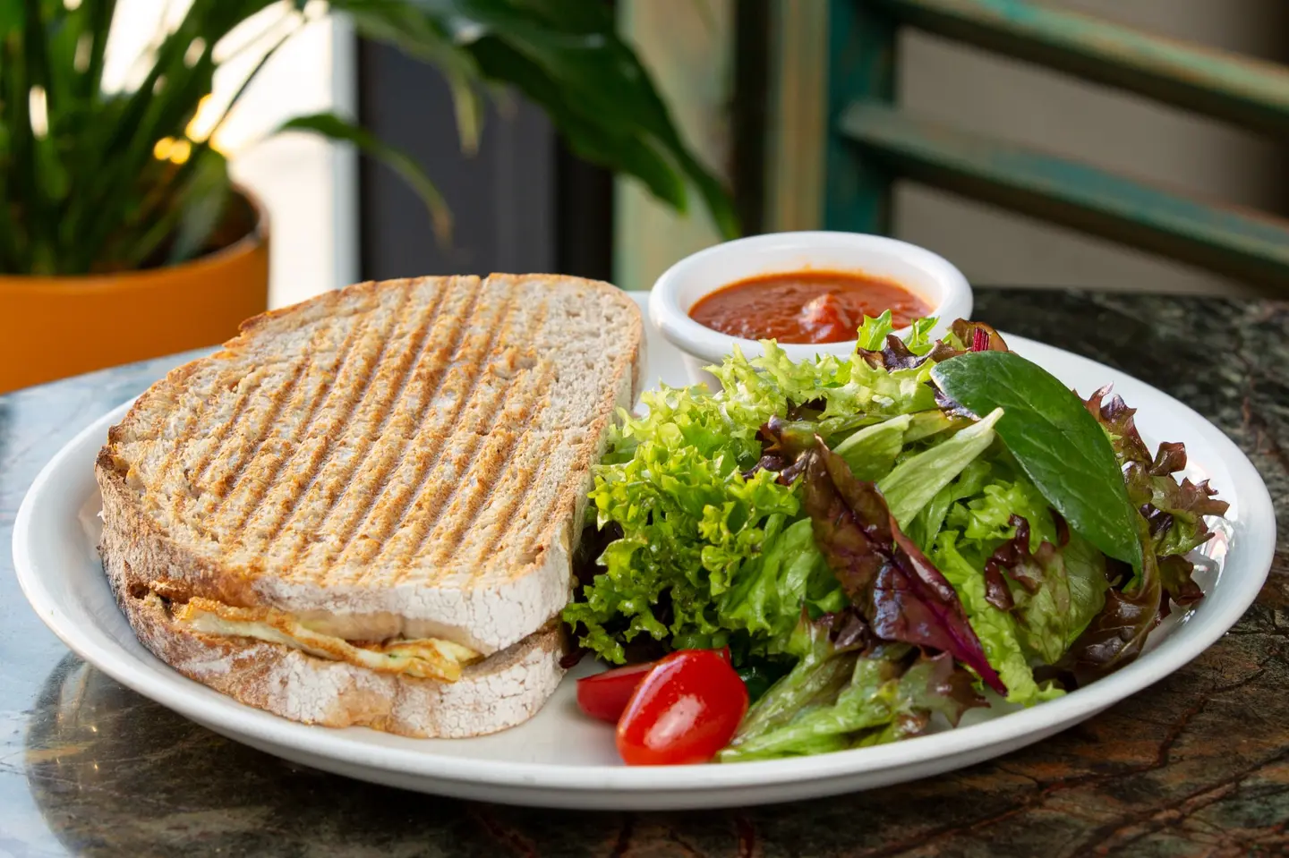 بانيني الديك الرومي و الجبنة