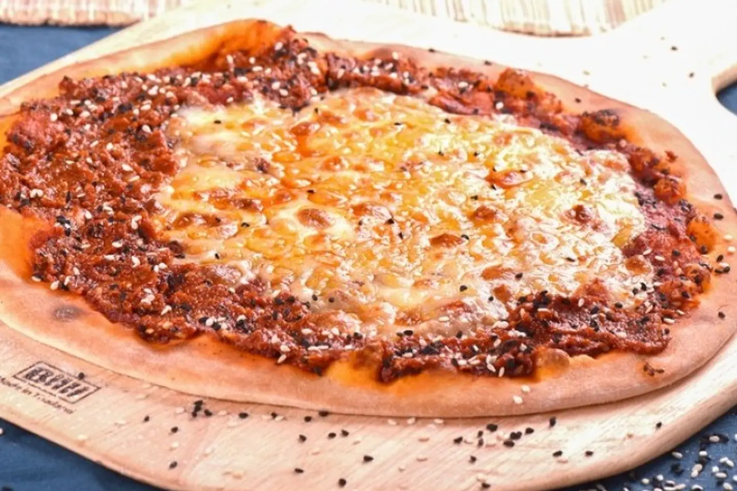 فطيرة محمره جبن