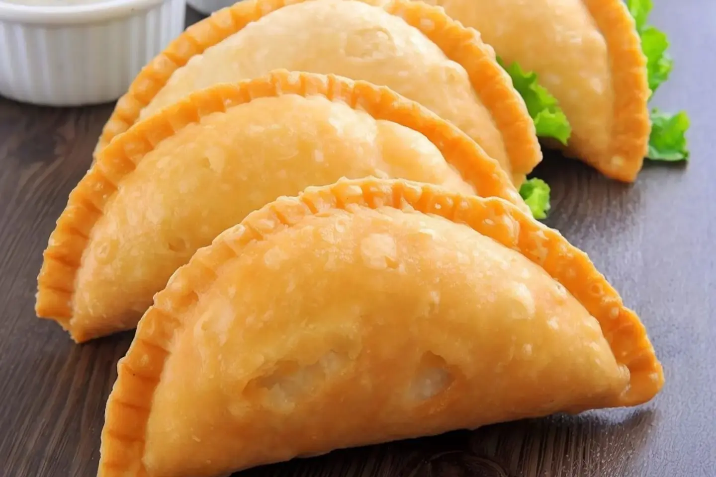 سمبوسة جبن سائل