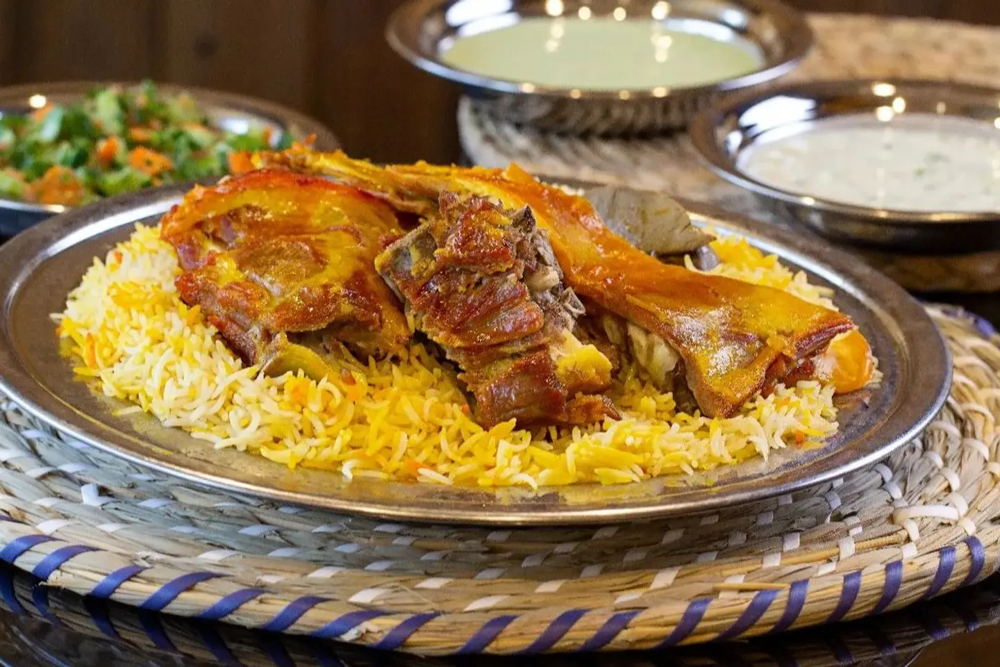 نفر لحم مندي رز مندي