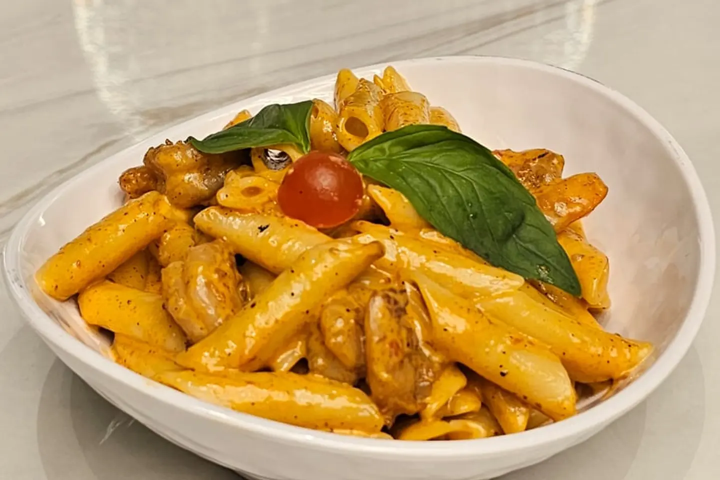 Seafood Shrimp Pasta With Delicious Sauce