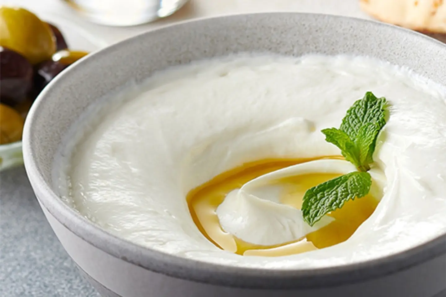 Mdourah Labneh Honey
