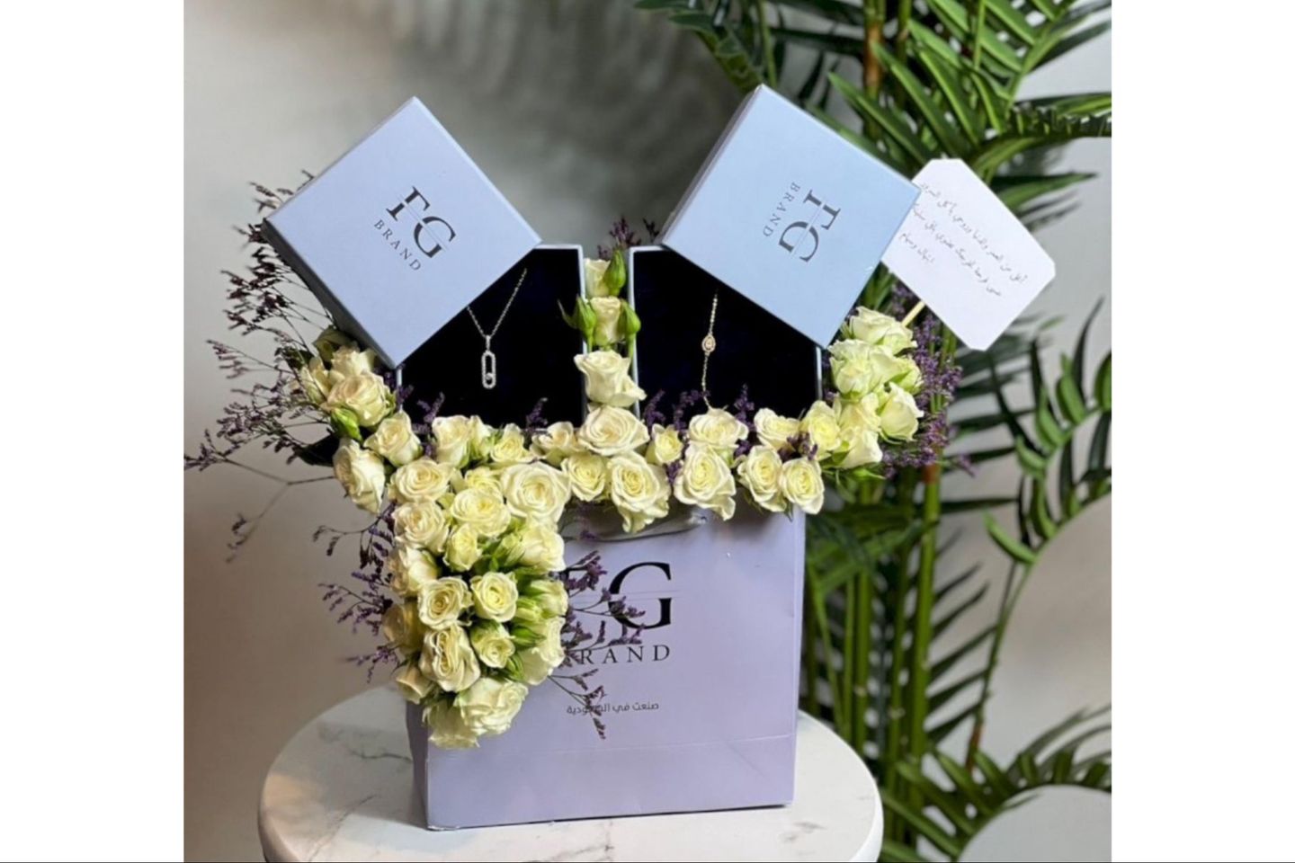 Fg Chain With Roses 6