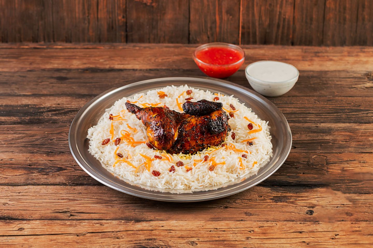 نصف حبة دجاج سعدية مع الأرز