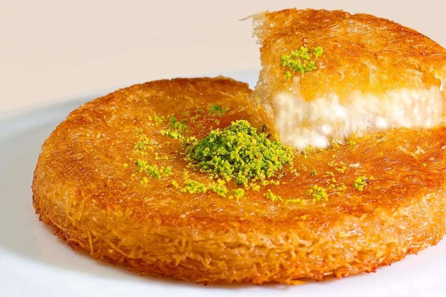 كنافة بالقشطة بلدي
