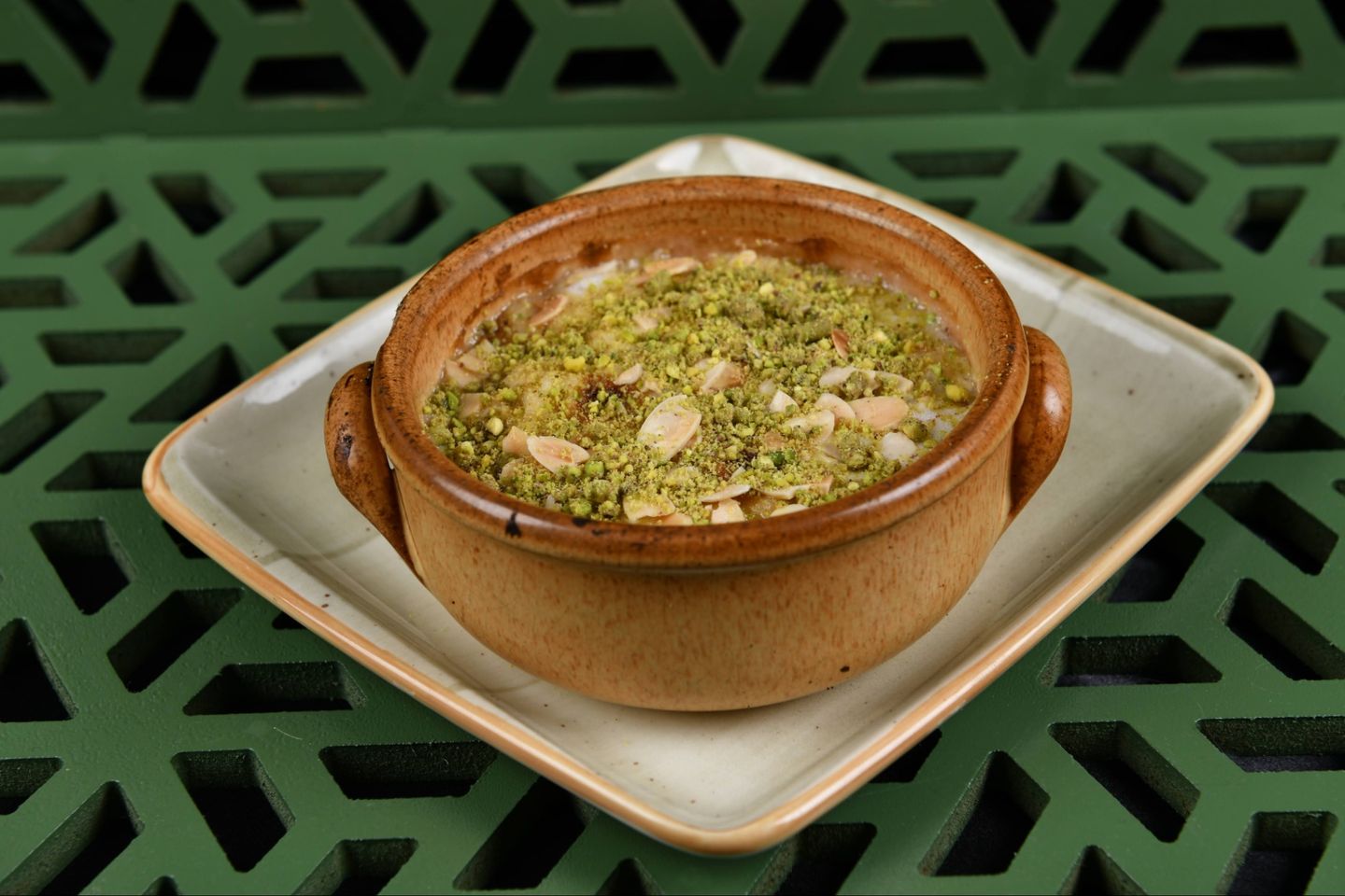 أم علي