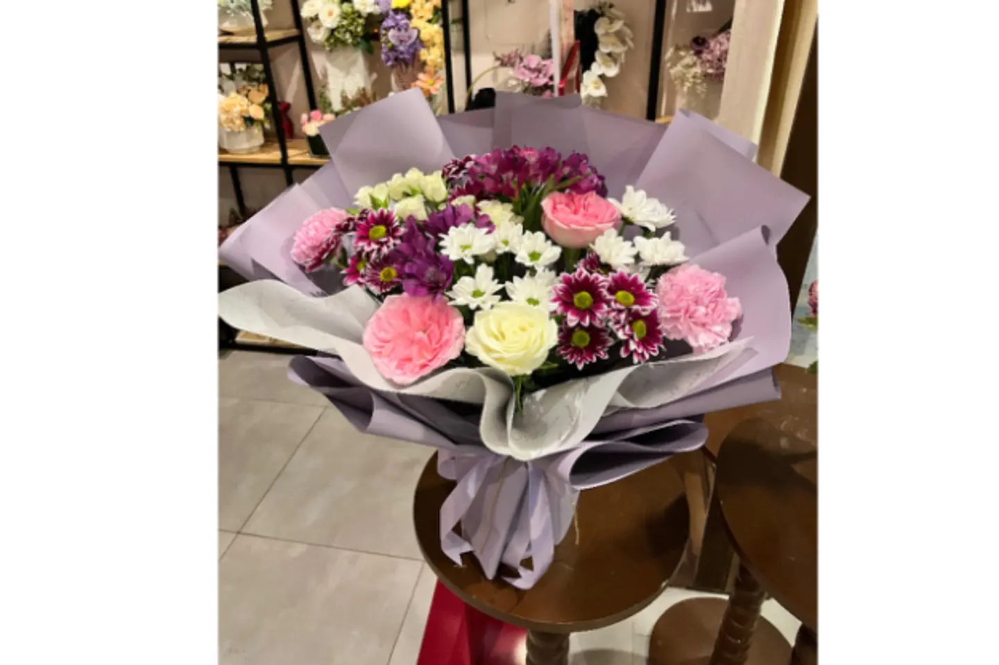 باقة الليليك الانيق