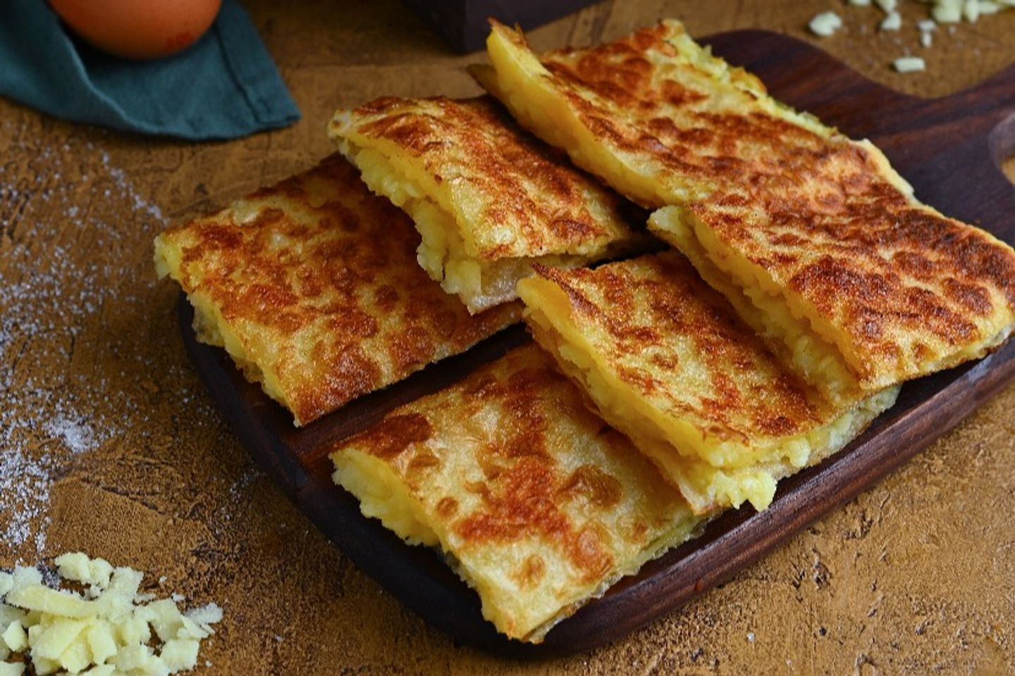 Double Cheese Sweet Mutabbaq