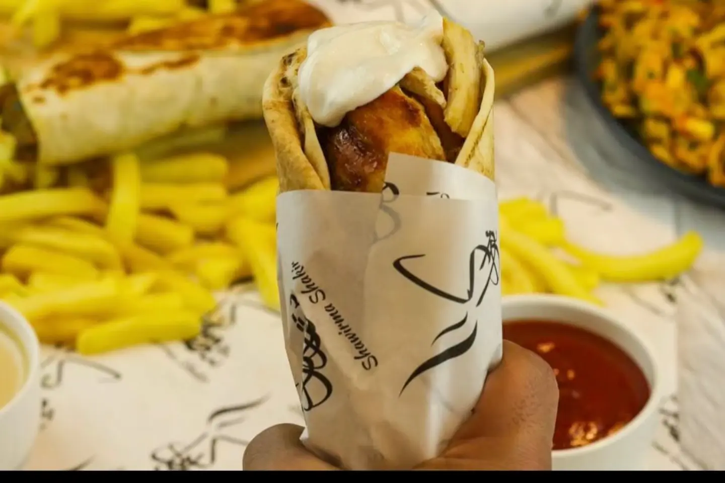 شاورما دجاج خبز شامي