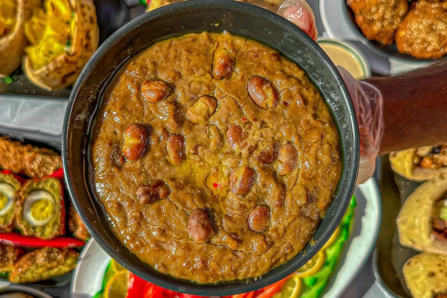 طلب فول صغير حار