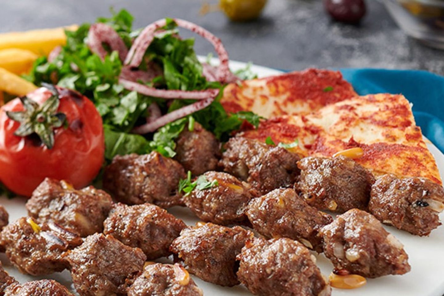 مسبحة ذهبيه