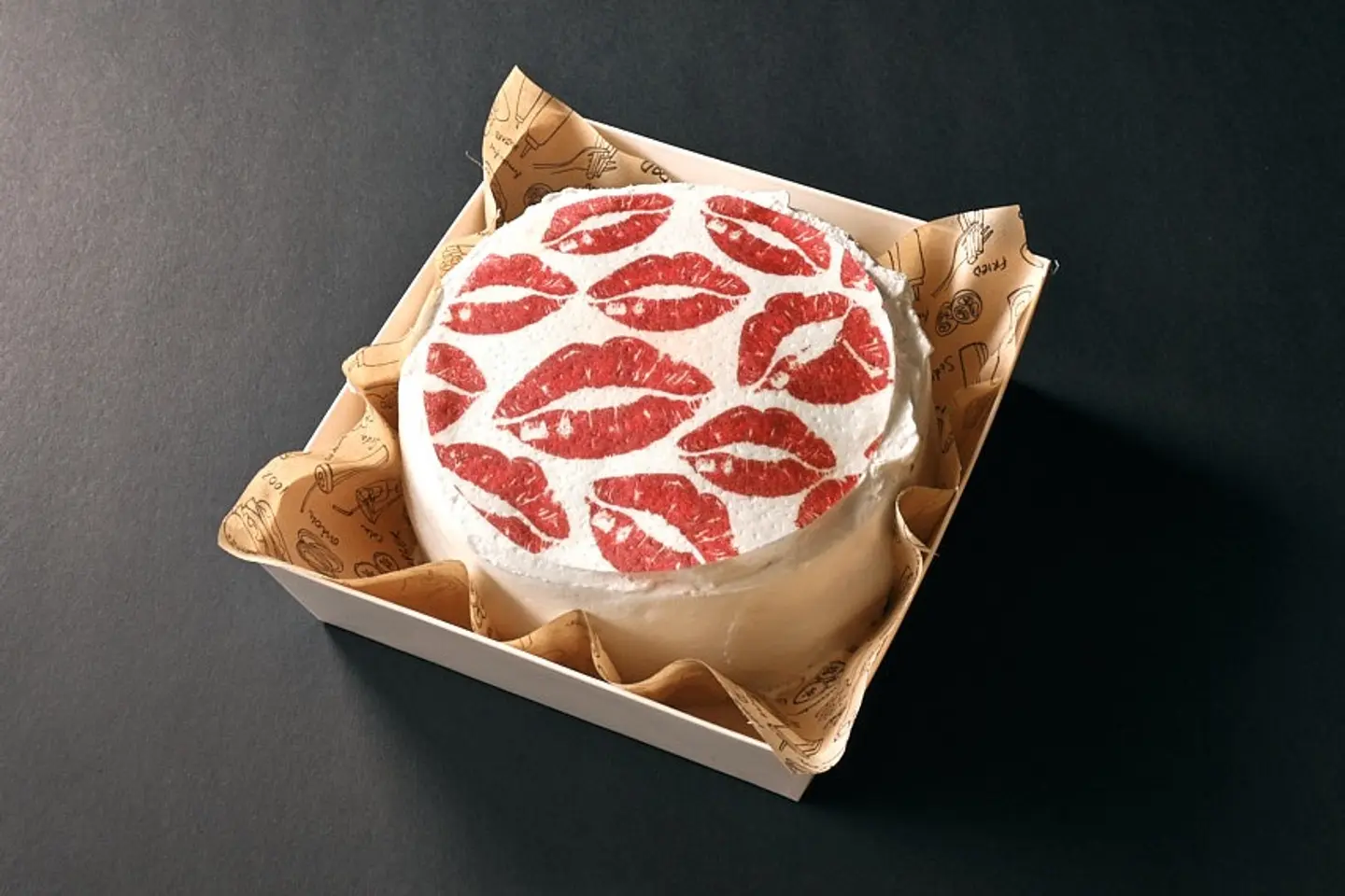 Kiss Cake