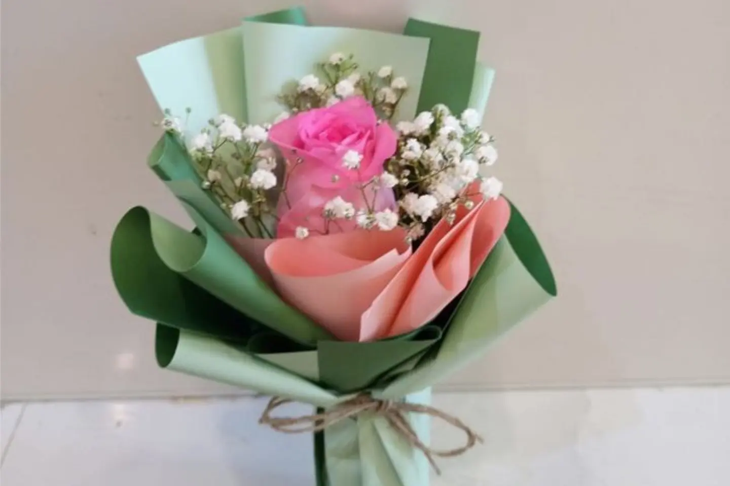 توزيعات وردي مع تغليف دبل