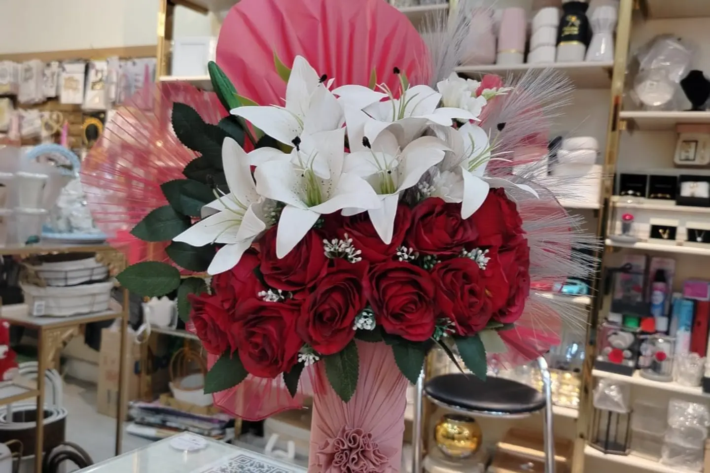 مزهرية سوبر ريد