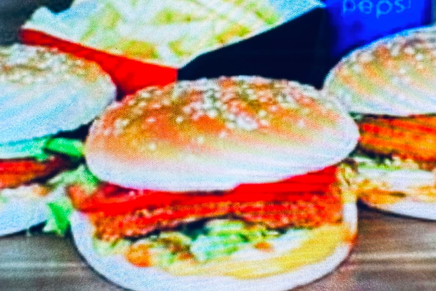وجبة برجر كومبو 3 قطع + بيبسي