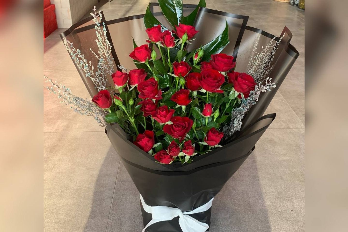 Baby Rose Red Base Bouquet