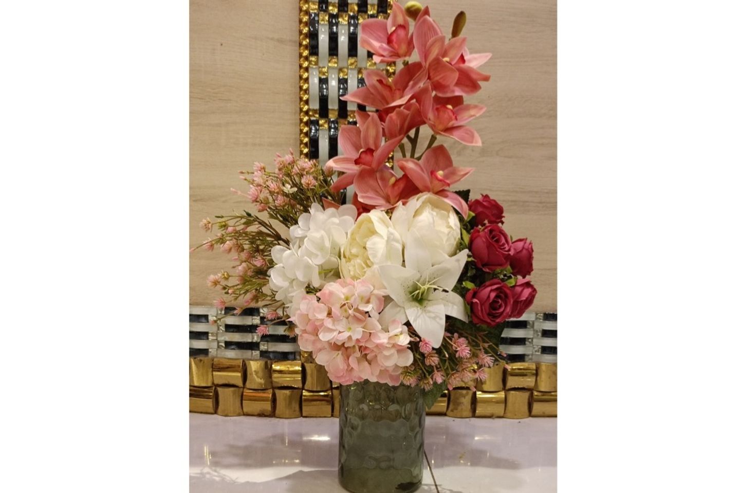 Artificial Flower Vase 3