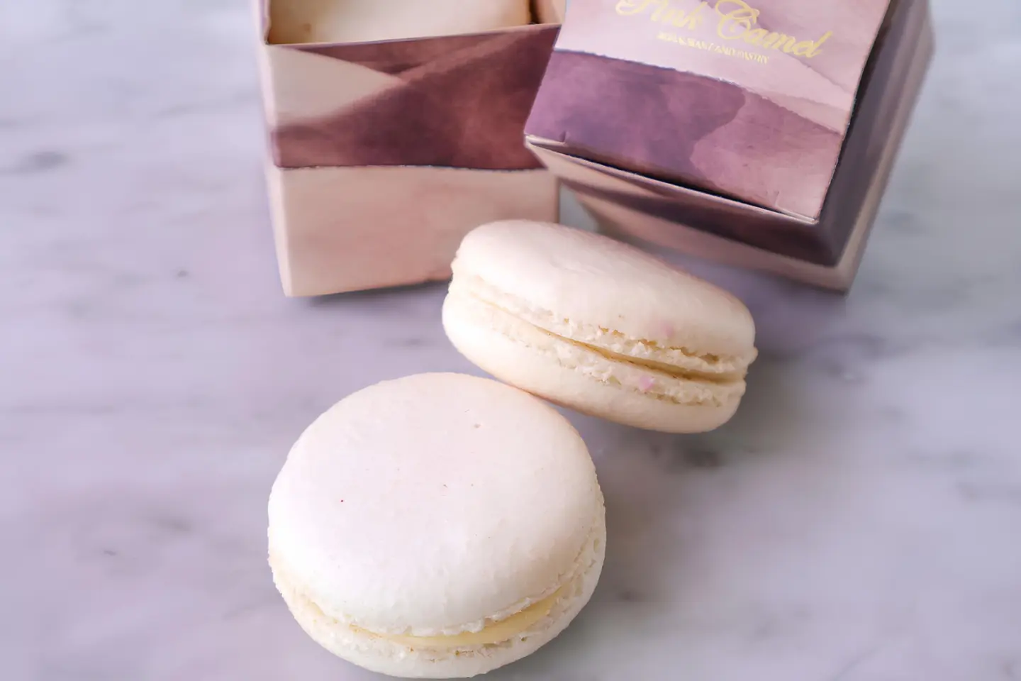 Vanilla Macaron