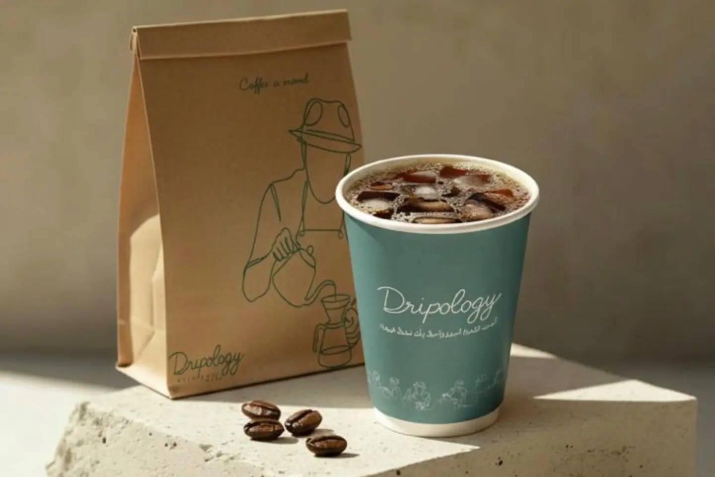 قهوة مقطرة فاخر بارد