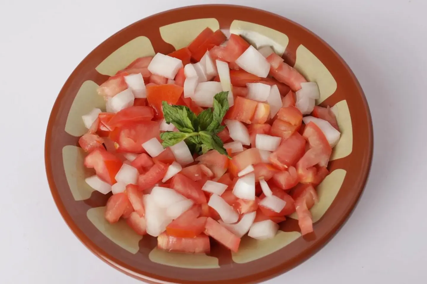 Onion And Tomato Salad
