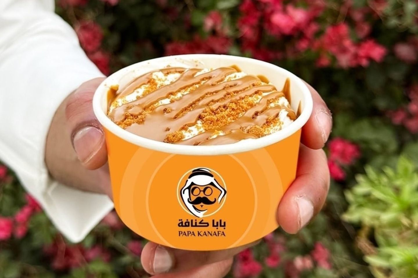 قشطوطة مني بيستاشيومع بسبوسة أو رز باللبن