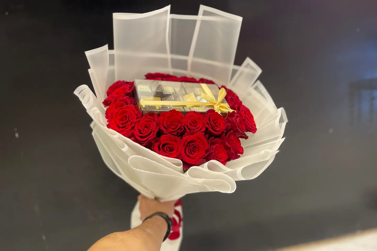 ب س ٢ ‏ورد ما ‏شوكولاتة بلجيكي