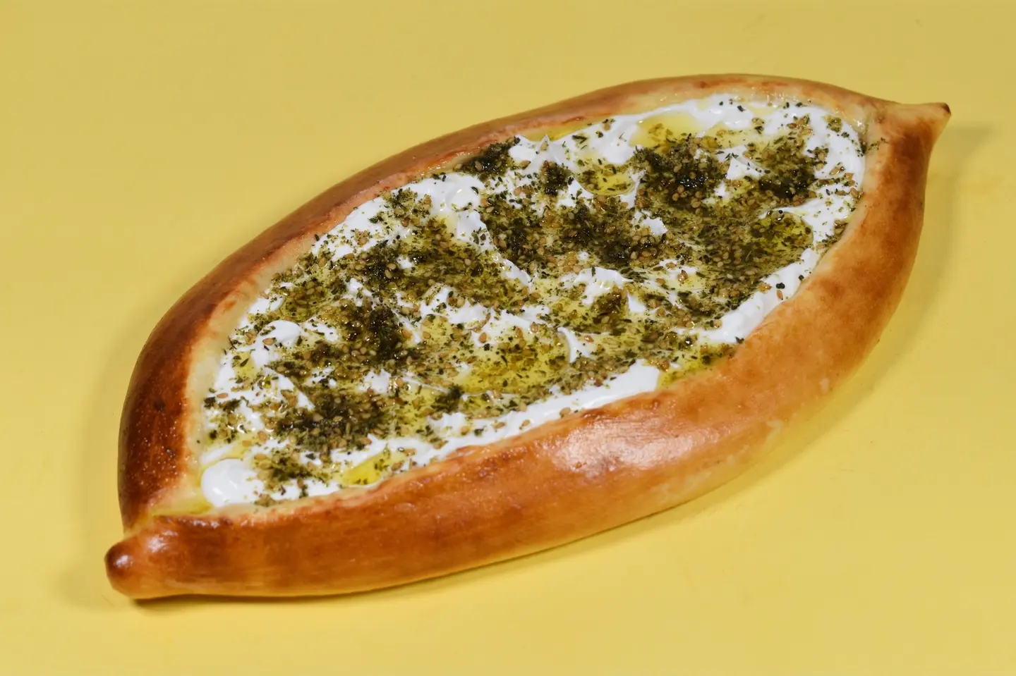 لبنة و زعتر