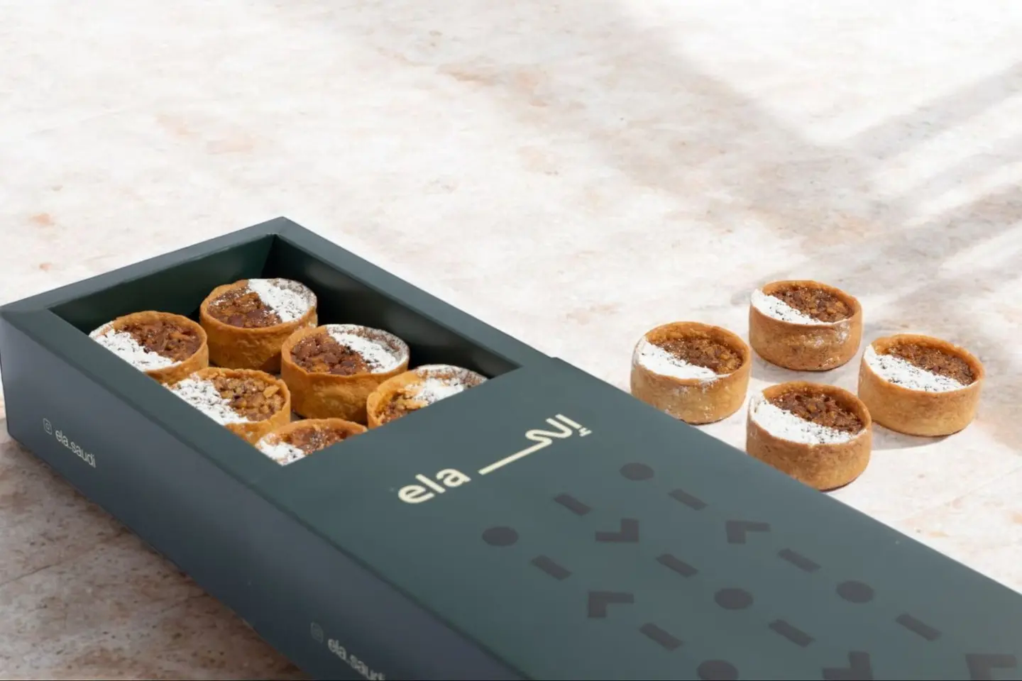 10 Pieces Of Pecan Tart - 10 Pieces Of Pecan Tart