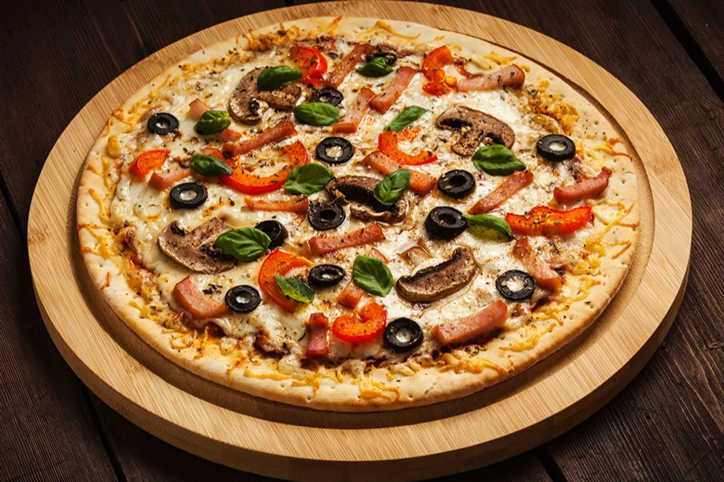 Pepperoni Pizza With Mushroom