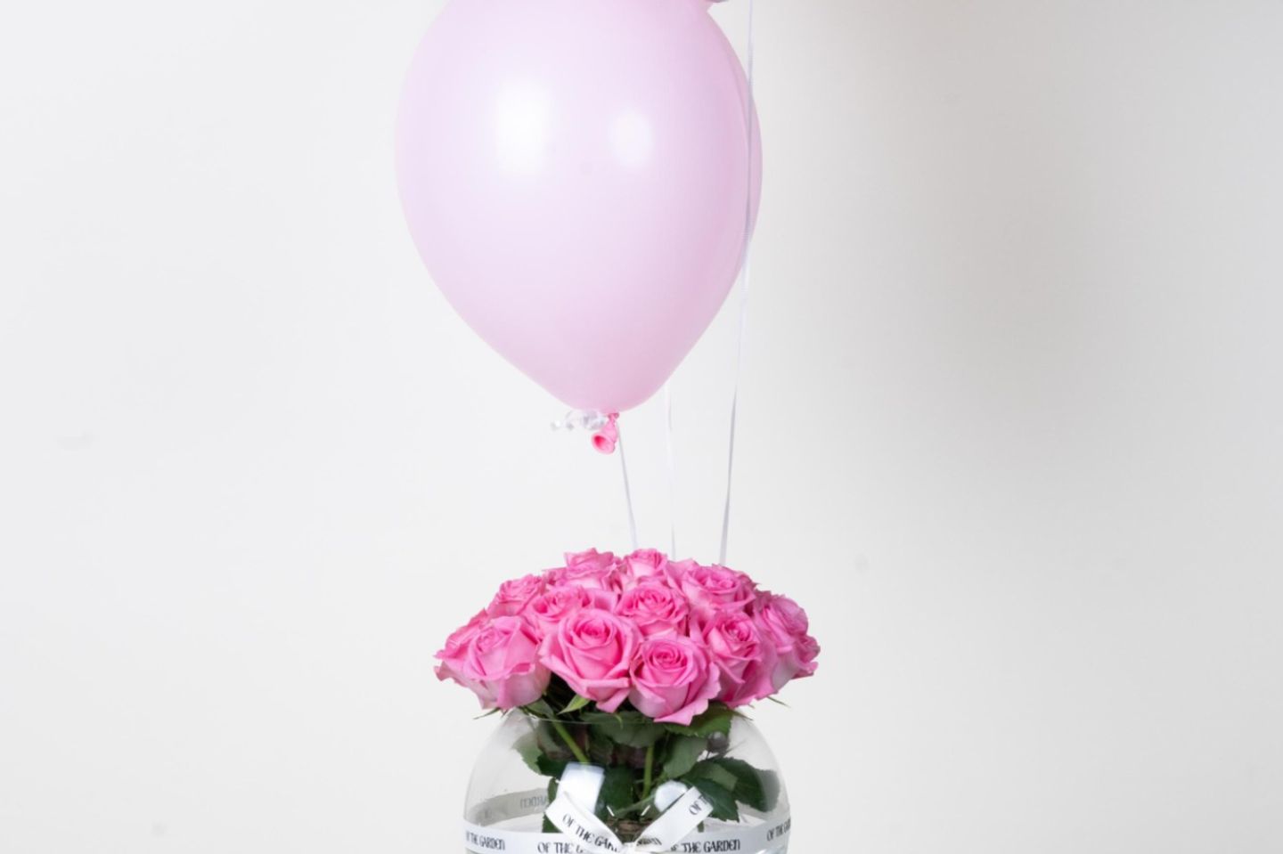 Jouri Bank Vase And Baby Village Balloon