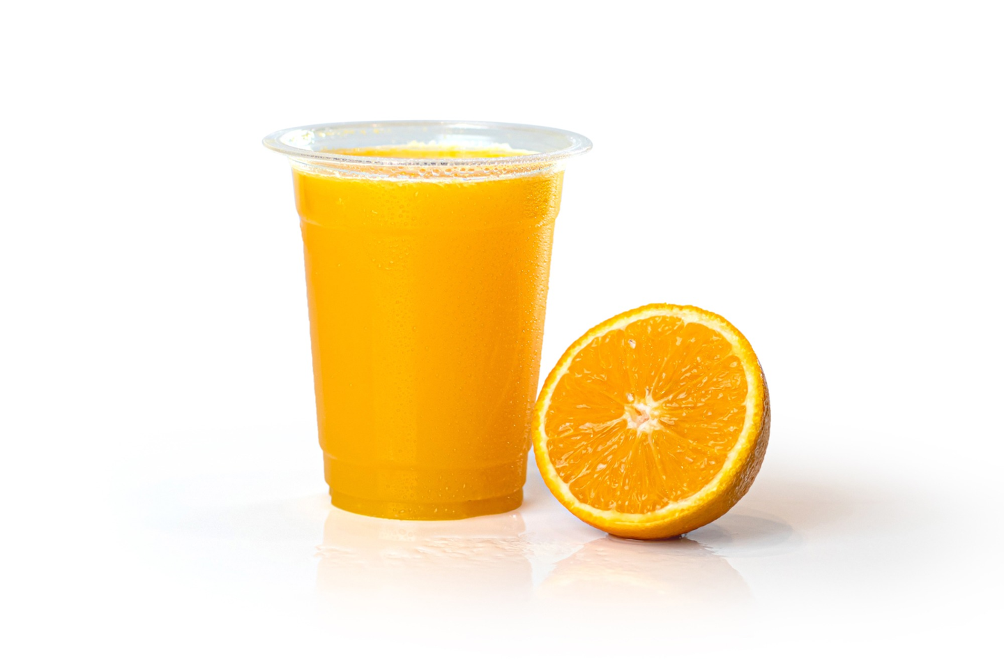 عصير برتقال طبيعي